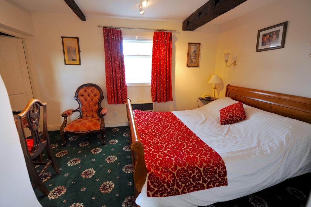 The Greyhound Coaching Inn Lutterworth Ngoại thất bức ảnh